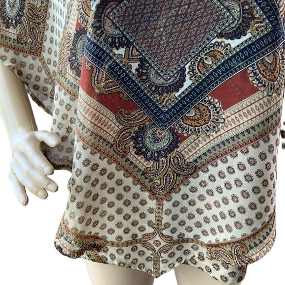Roz & Ali Brown Patterned Keyhole Neckline Poncho Blouse Size Petite Medium - Picture 3 of 14